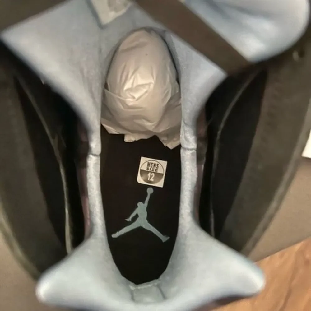 Air Jordan 7 Retro Black and Light Blue High Top Basketball Sneaker Nike Size 12
